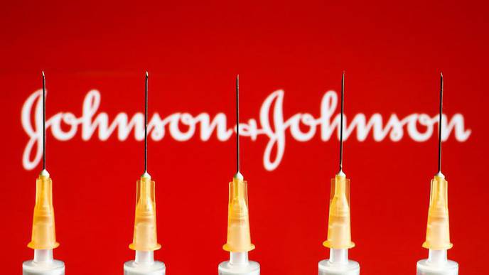 Trust in Johnson & Johnson Vaccine Plummets After CDC ‘Pause,’ Poll Finds