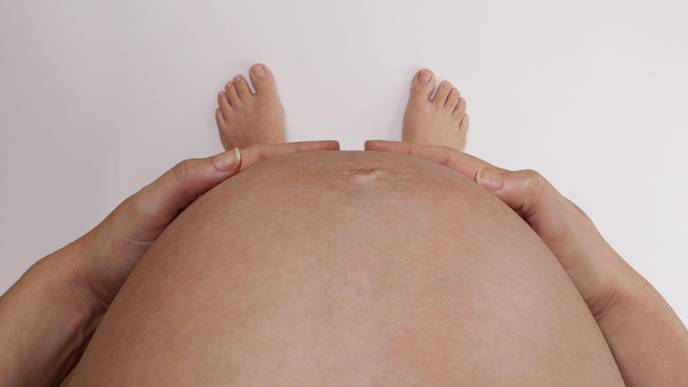 Most Pregnant Women with COVID-19 Don't Suffer Worse Illness Than the General Population